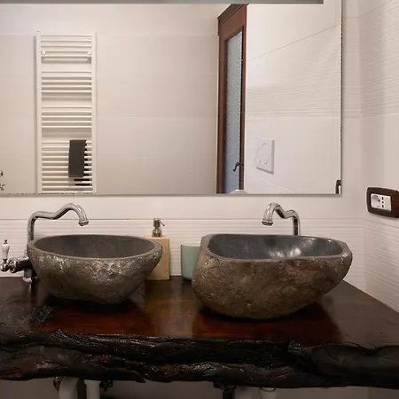 @gatetothewild Oda ve Kahvaltı Coreglia Ligure