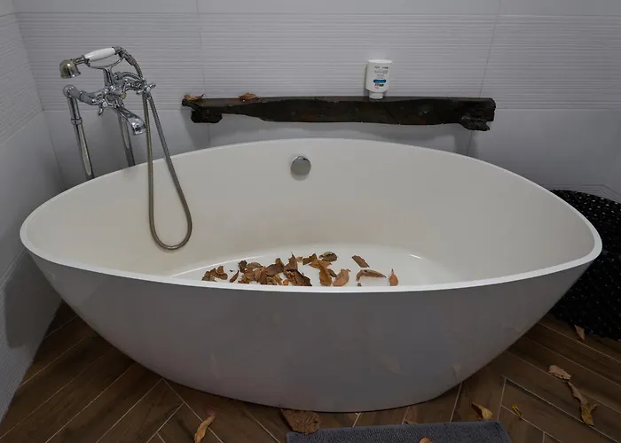 B&B @gatetothewild Coreglia Ligure